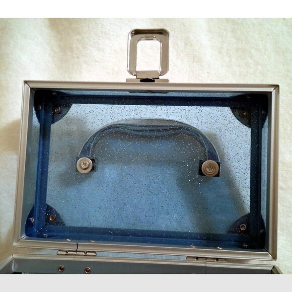 Makeup Storage Box, Blue Glitter Design, 7" x 4.5" x 4.5", Vintage Caboodles - Picture 7 of 10